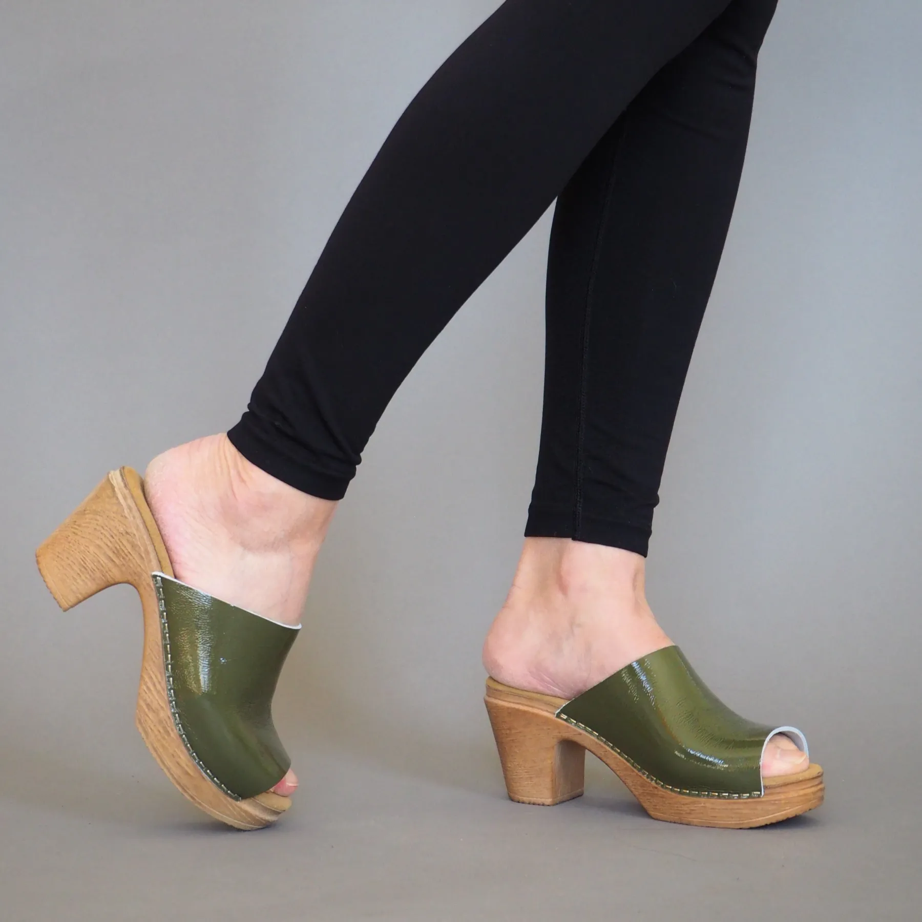Calou Stockholm Sale/archive^Frida Clog Patent Green