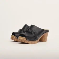 Calou Stockholm Sale/archive^Nova